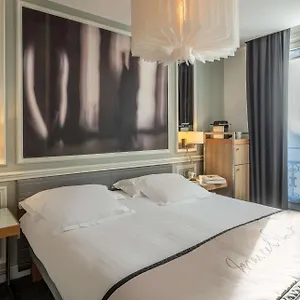 Hotel Western Premier Littéraire Le Swann, Paris